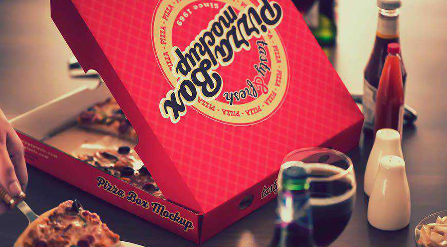 Pizza Packaging Photoshop PSD Mockup Template