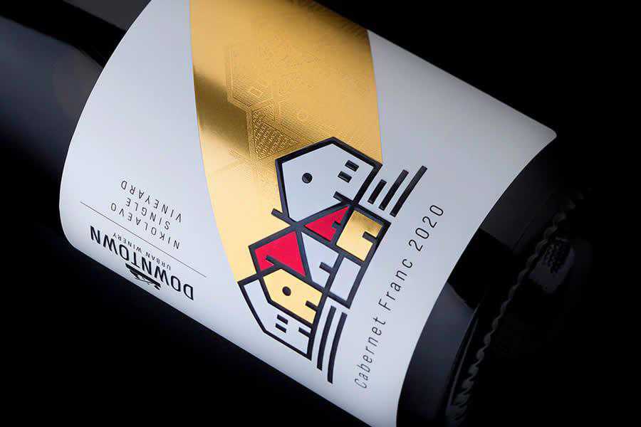 Downtown Urban Winery Brand wine label design inspiration